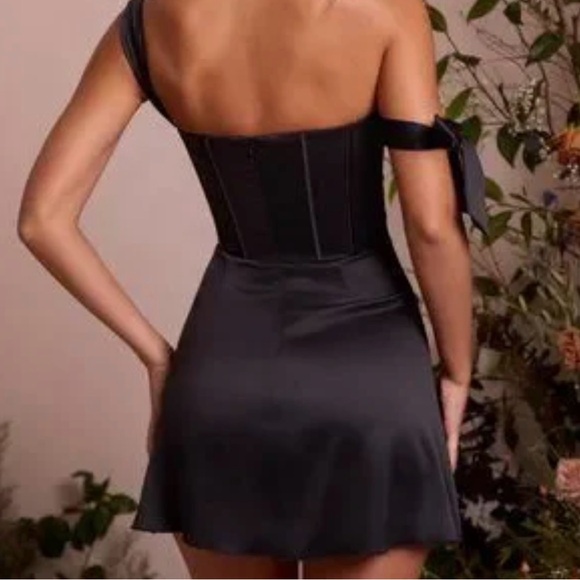 Oh Polly Black One Shoulder Corset Mini Dress size 6 - Picture 2 of 7